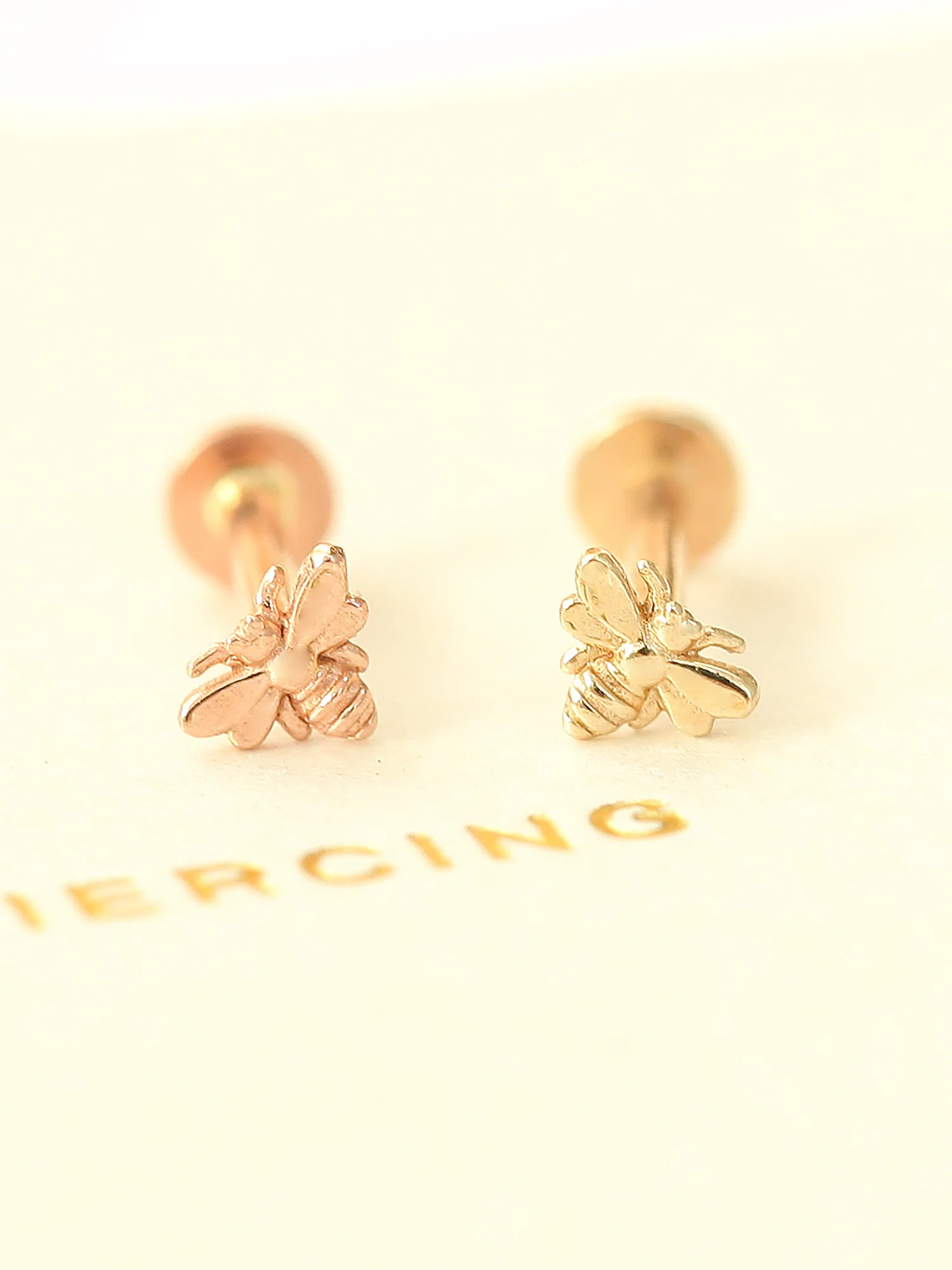 14K Gold Internally Bee Labret Piercing 18G16G - Image 3