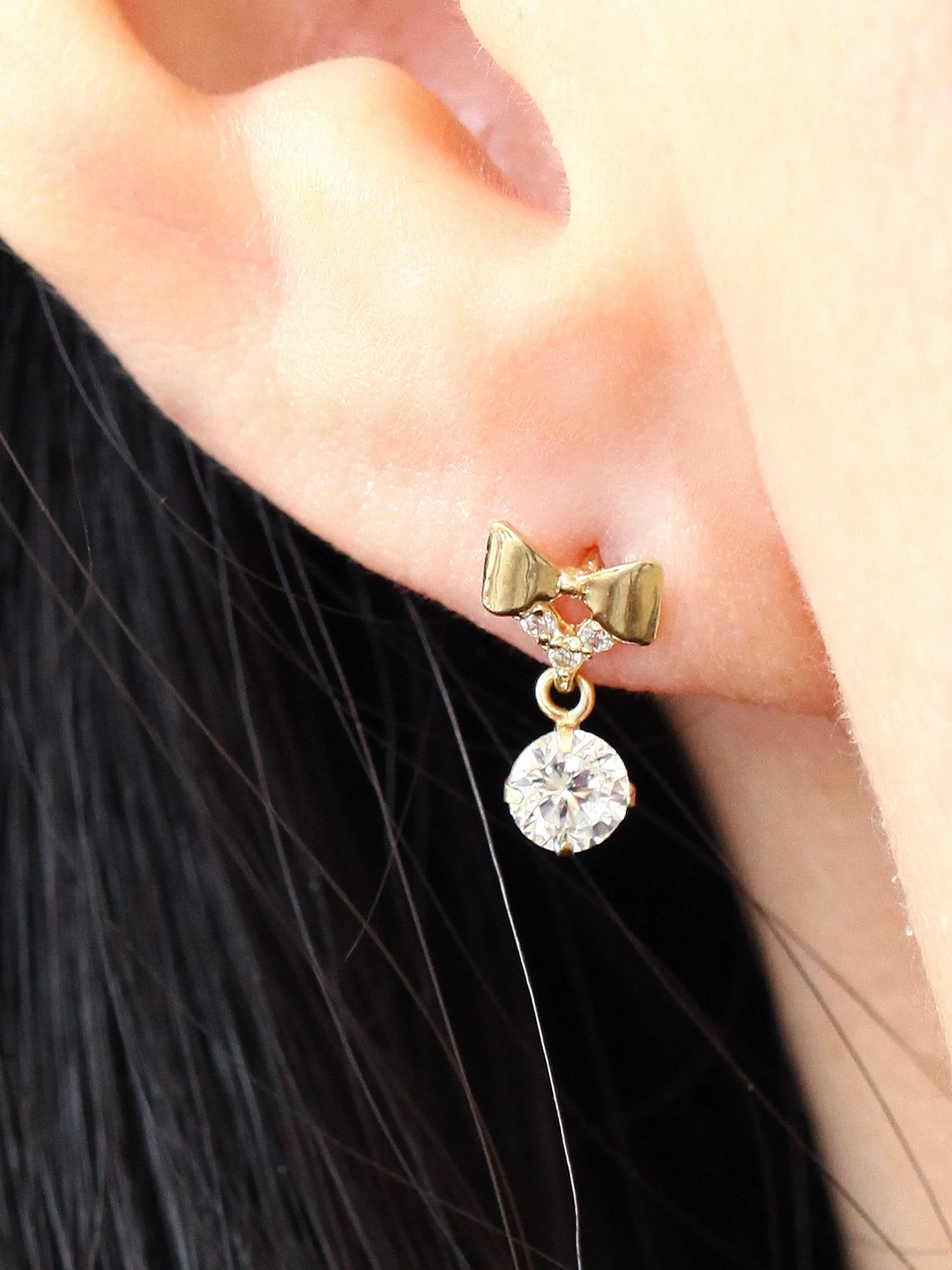 14K Gold Ribbon CZ drop cartilage earring 20g - Image 3